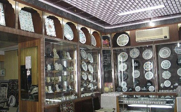 Subhash Emporium, Agra, Uttar Pradesh - Vushii.com